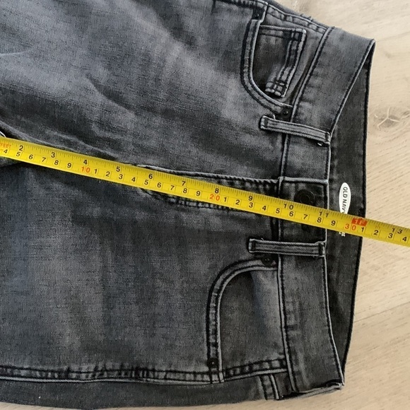 Old Navy Flare Ankle Jeans Size 2 black Wash cropped distressed - Picture 7 of 10